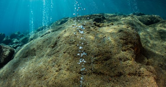 hawaii hot spot geologically underneath unique underwater location