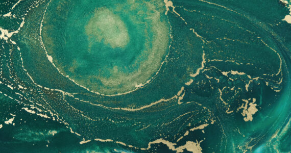 a green tide in the water